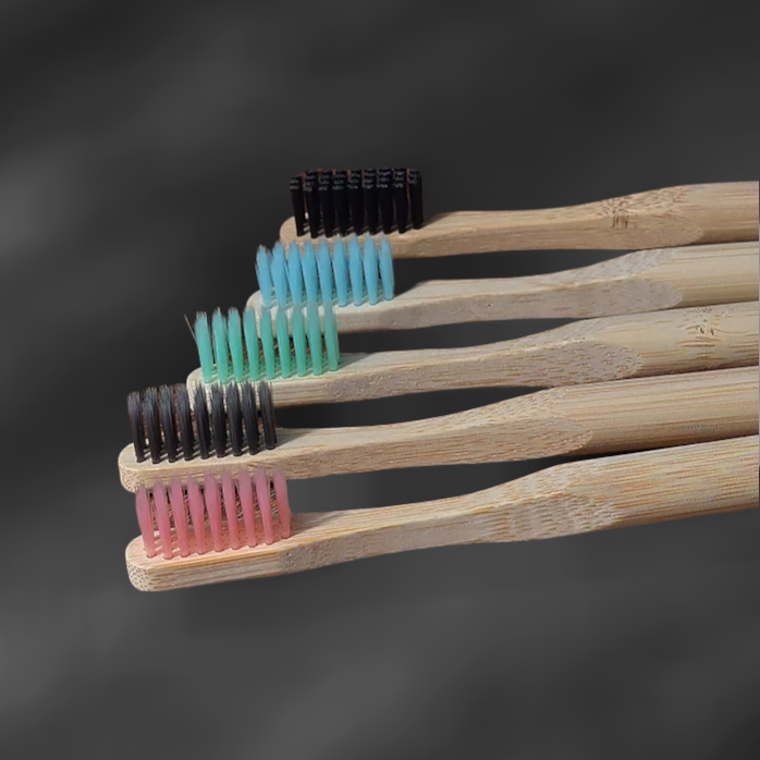 Cepillo de dientes en bambú redondo